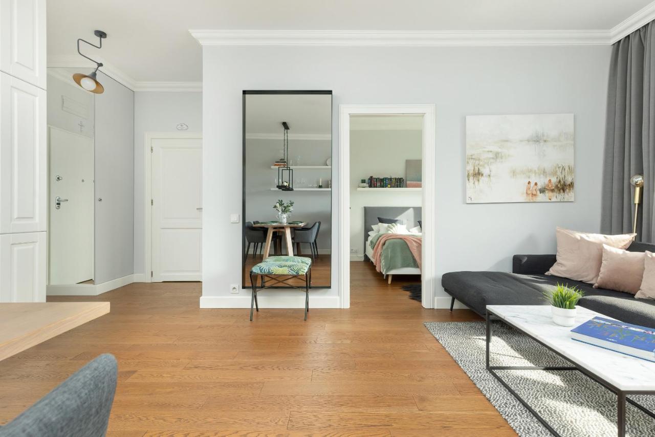 Butas Cozy Gieysztora Wilanow By Renters Warsaw